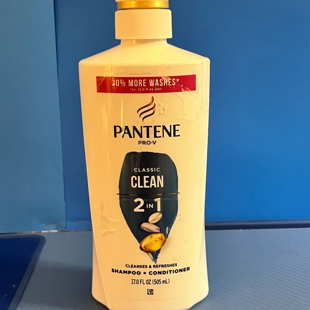 Pantene Pro-V Classic Clean 2-in-1 Shampoo + Conditioner 17 fl oz. 505 ml